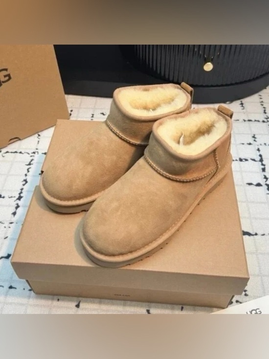 UGG Shoes - UGG Classic Ultra Mini Chestnut